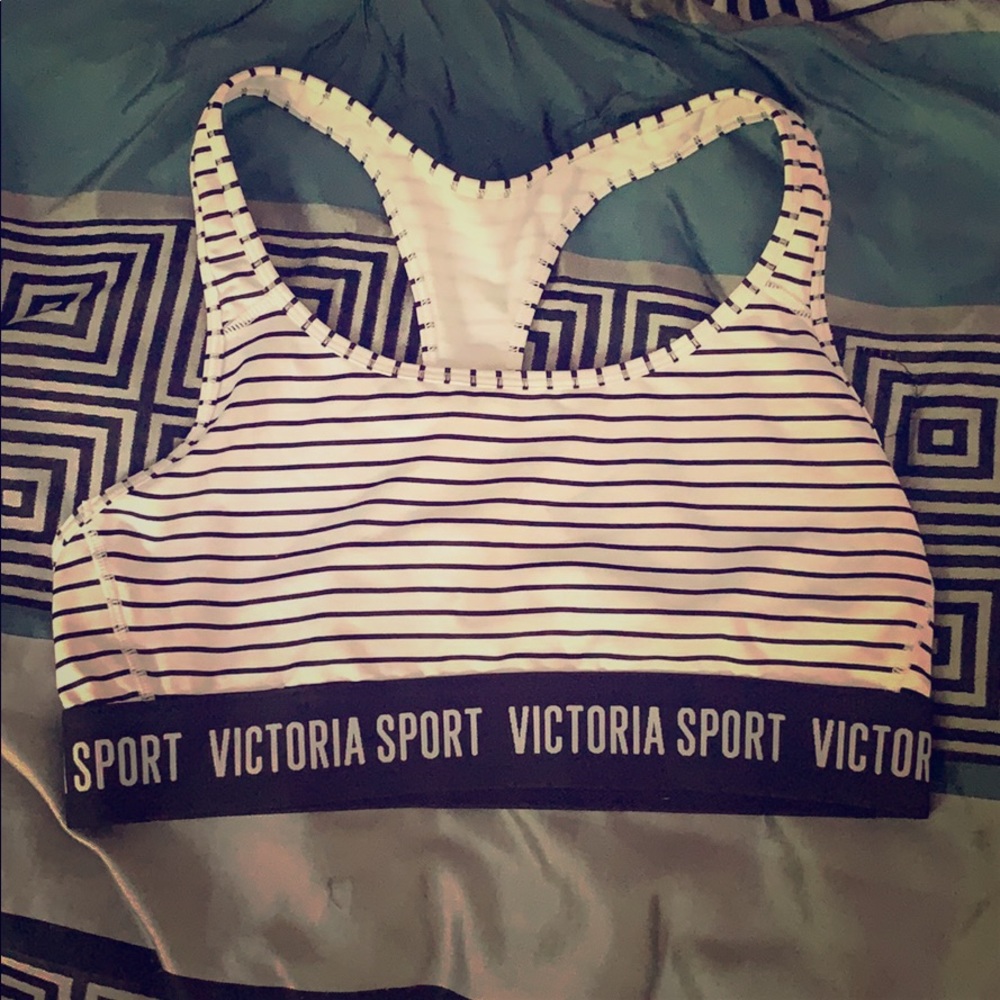 VS Sports Bra